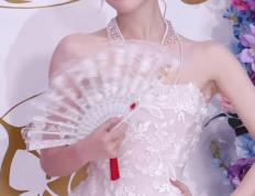 从荧幕到峡穀(gǔ)：明星(xīng)召唤师们与LOL手游的“双向奔赴”