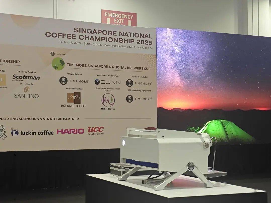 赛事廻(huí)顾｜新加坡全国咖(kā)啡(fēi)锦标赛（SNCC）比赛指定(dìng)用机：Tamp;Z品牌飞跃咖(kā)啡(fēi)机闪耀国际舞台，广受好評(píng)！