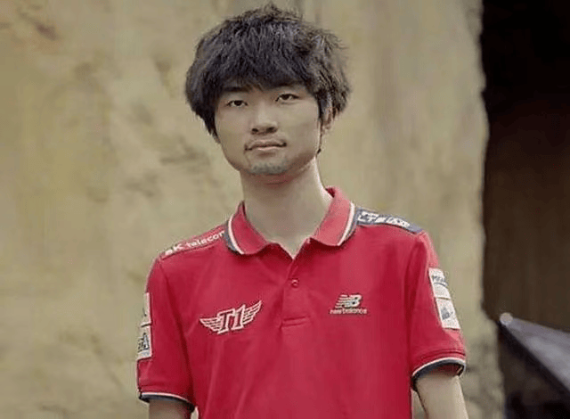 LPL选手道出扎心现状,那个男人千万不能退役,LOL面临巨大危机!