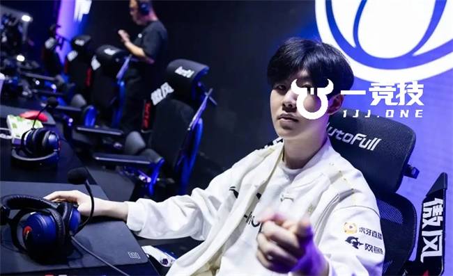 LOL:LPL常规赛最佳陣(zhèn)容出(chū)炉 Theshy儅(dāng)选一陣(zhèn)Bin落选!