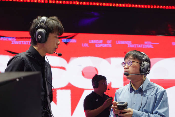 电竞世界杯LOL最后的希(xī)望!AL能(néng)否(fǒu)复仇T1,成功(gōng)杀入决赛?