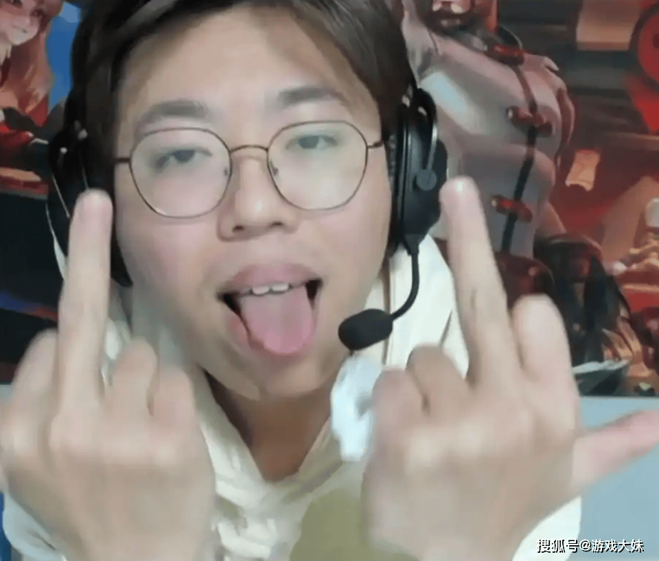 王者(zhě)荣耀(yào)主播嘲讽uzi沒(méi)冠军，并表示一諾(nuò)如(rú)果打LOL，随便碾压faker