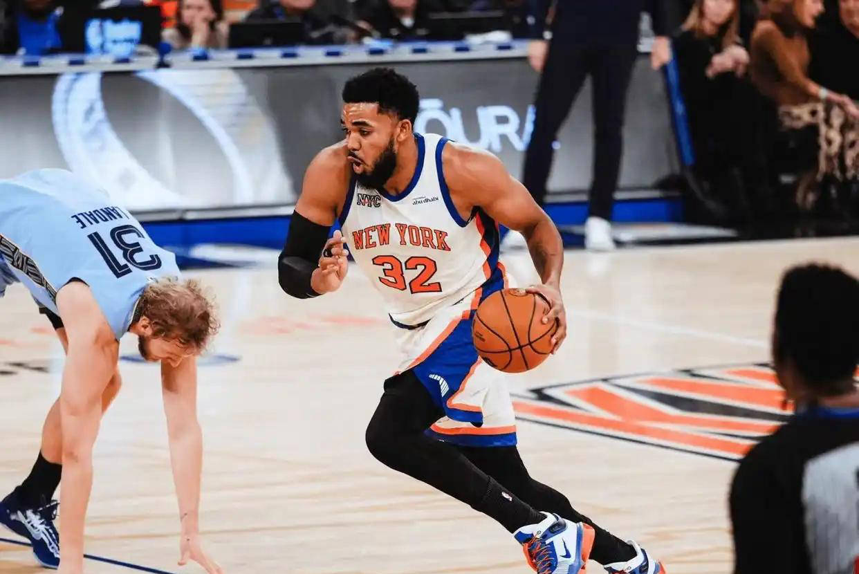 尼克斯5連(lián)勝(shèng)，三场比赛130+！东部奪(duó)冠热门