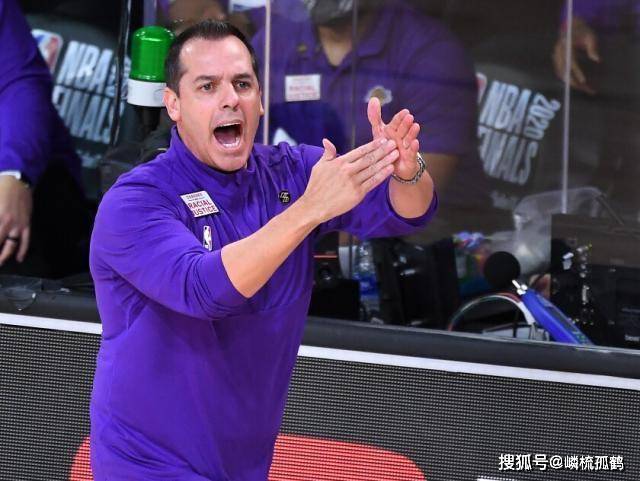 LOL比赛设置局內(nèi)战术暂停？为什(shén)么我覺(jué)得此举很抽象，不可(kě)行！